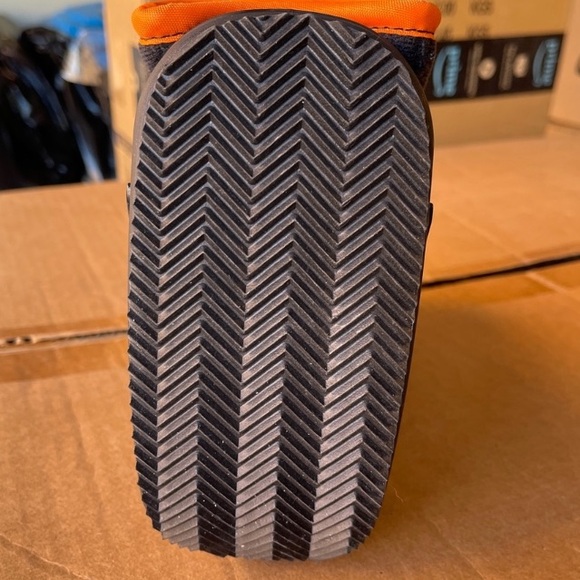 New Mini-Trax size small walking boot for kids - Picture 5 of 6